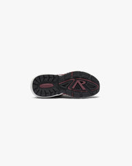 Storm Runner Distressed - Maroon